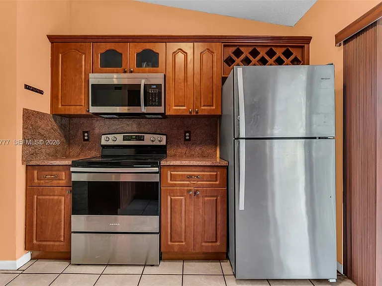 7070 NW 173rd Dr #304 — Photo 9