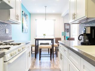5943 Carlton Way APT 9, Hollywood, CA 90028