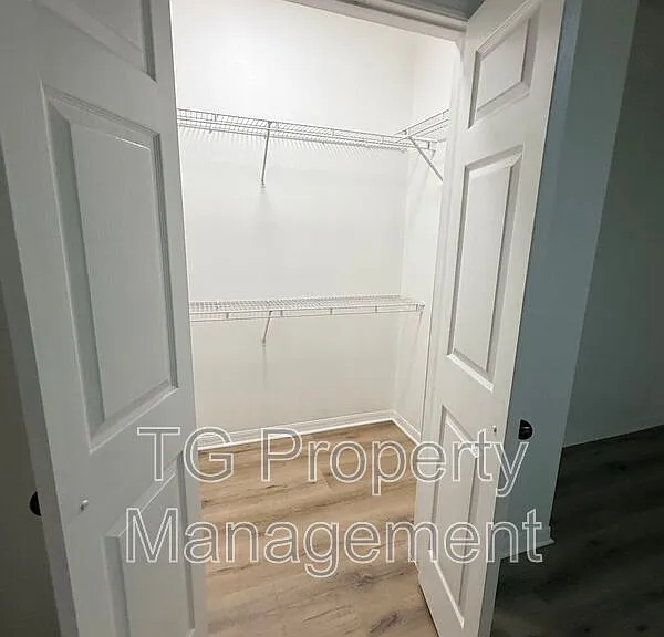 7800 Point Meadows Dr #1523 — Photo 38