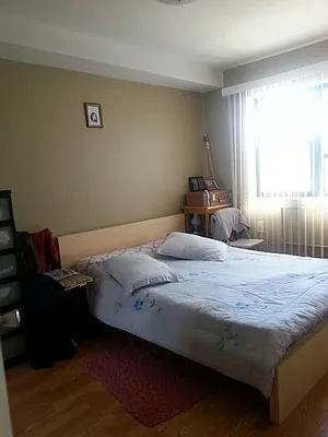 Rented by Astoria Realty | media 9