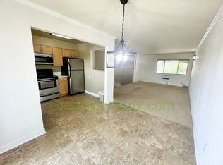 1035 SW Bertha Blvd APT 6, Portland, OR 97219