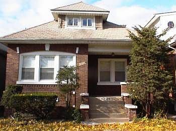 1st image of 1748 N Moody Ave