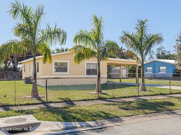 4th image of 3875 Smart St