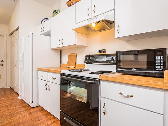 5th image of 3073 NW 49th Ave
