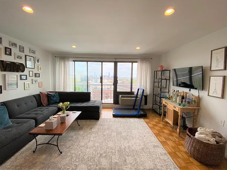 1105 Massachusetts Ave #11H — Photo 1