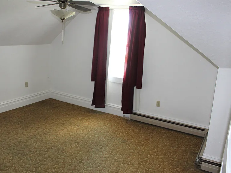 205 N Main St — Photo 19