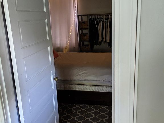 5th image of 2111 Hanover Ave #2F