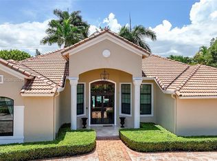 8631 SW 166th St, Palmetto Bay, FL 33157