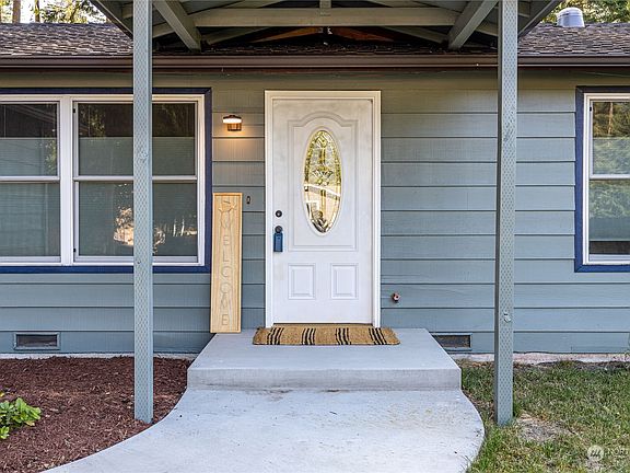 4th image of 14618 448th Avenue SE