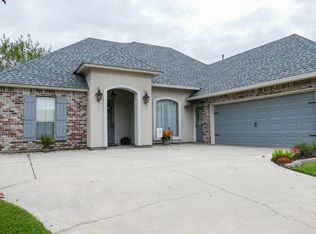 18063 Manning Dr, Prairieville, LA 70769
