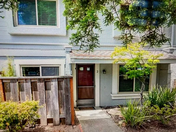 1117 Sutherland Ln APT 2, Capitola, CA 95010