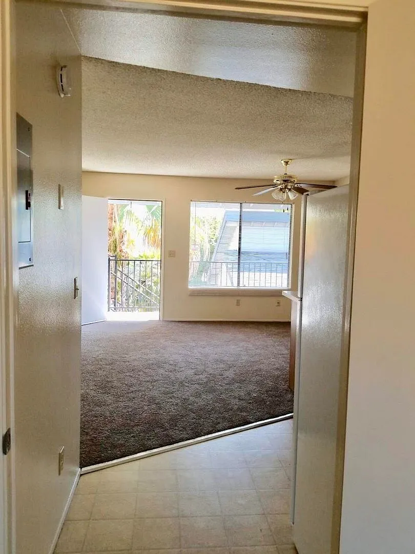HELIX GARDEN SENIOR APARTMENTS — Photo 4