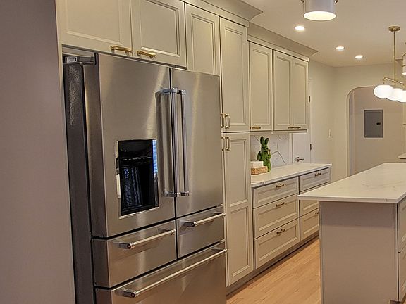 5th image of 5346 N Francisco Ave #2