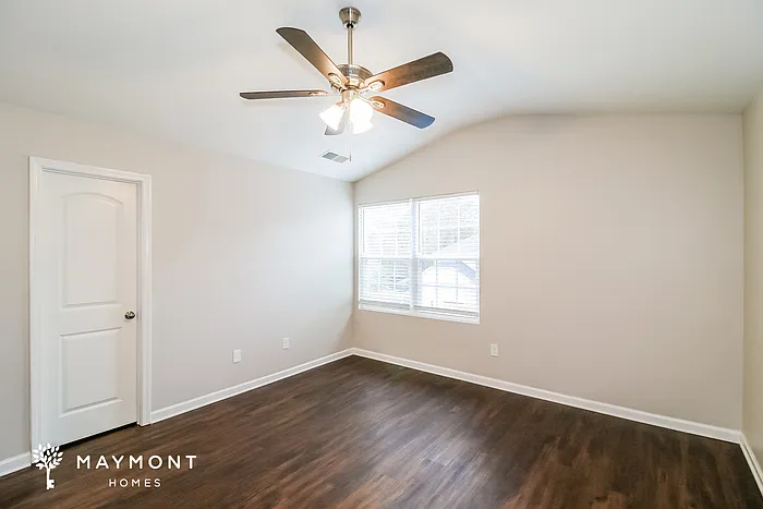 120 Betty Ann Ln — Photo 7