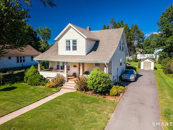 3rd image of 27 Cottage Street