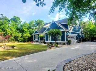 204 S Belvedere Dr, Hampstead, NC 28443