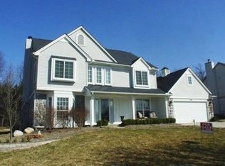 5006 Foothills Dr, Commerce Township, MI 48382