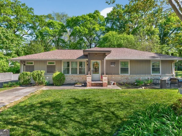 4404 Robinson St, Acworth, GA 30101