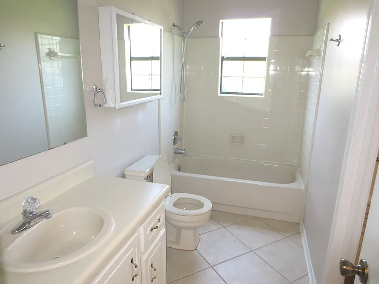 1516 Portside Dr — Photo 9