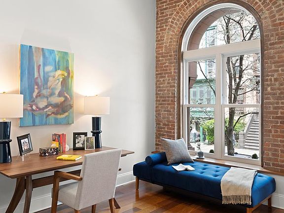 4th image of 108 W 78th St APT 2
