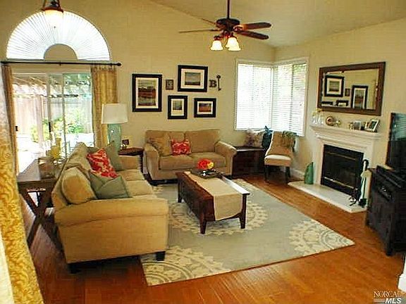 4th image of 927 Tipperary Dr