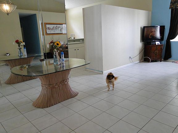 5th image of 7037 Chesapeake Cir
