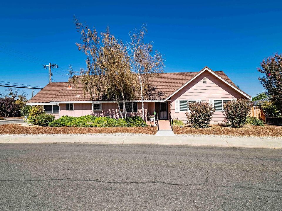 1st image of 1 Toyon Dr