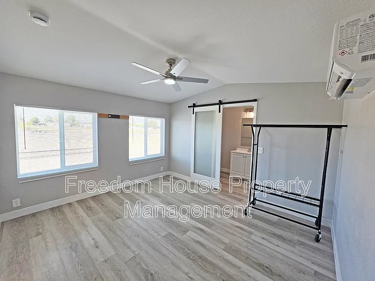 1410 E Manse Rd — Photo 20