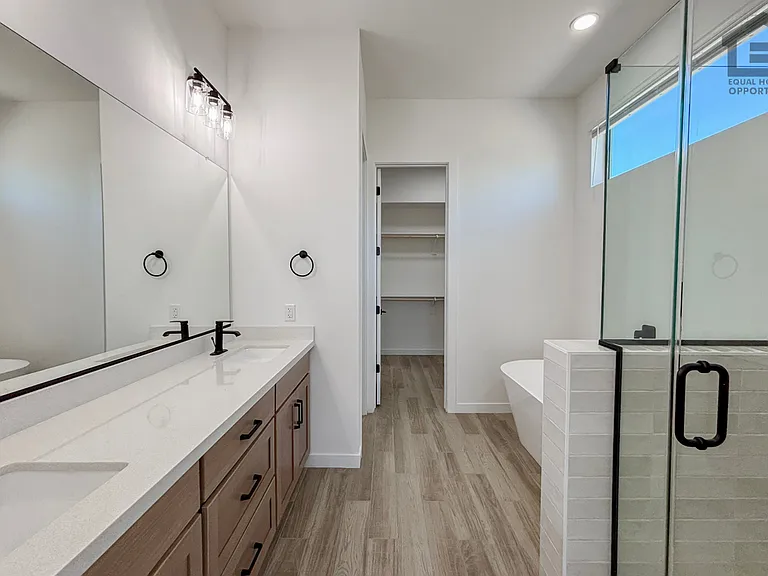 16154 E Lowden Rd — Photo 11