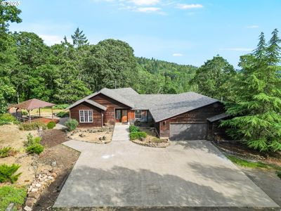 691 Raccoon Dr, Oakland, OR, 97462