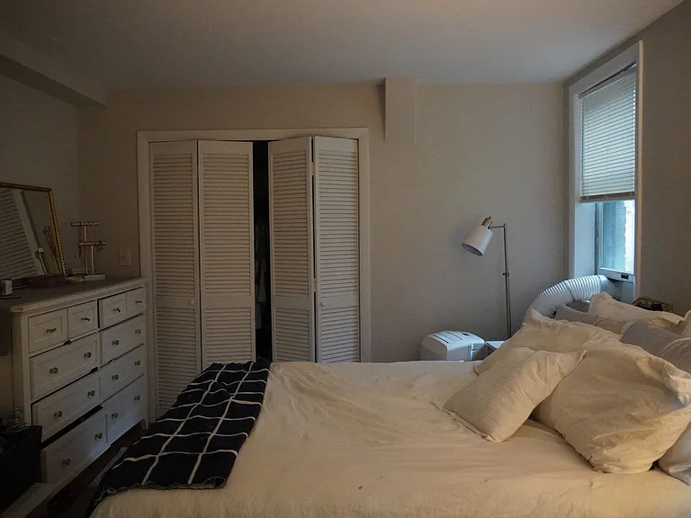 3 Bartlett St — Photo 7