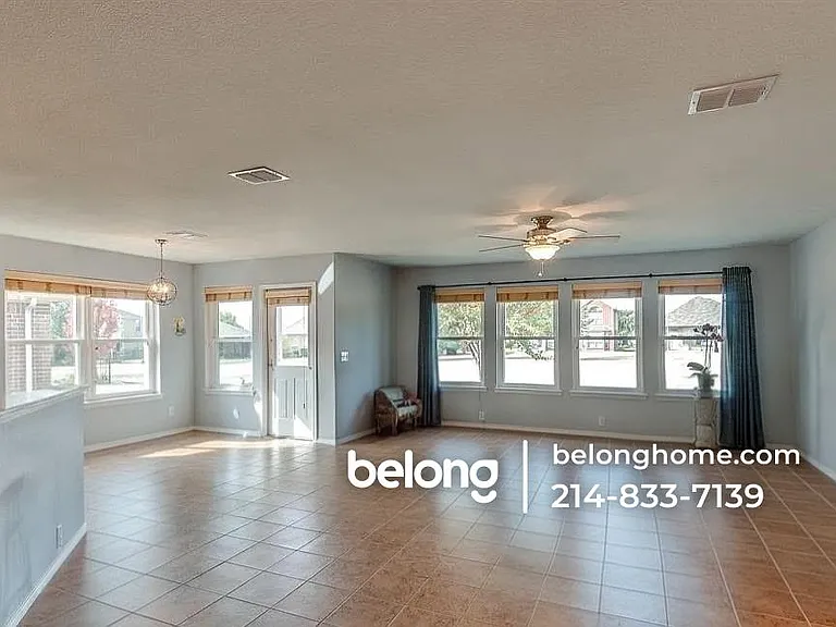 15833 Coyote Hill Dr — Photo 5