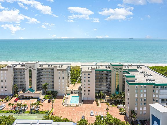 2nd image of 3450 Ocean Beach Blvd APT 301