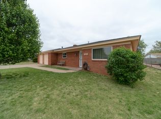 220 Rosa Blvd, Clovis, NM 88101