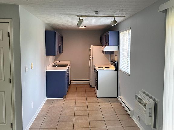 3rd image of 519-521 S Main St