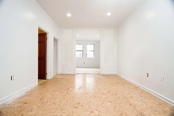 Rented by Nooklyn NYC LLC | media 19