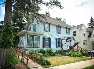 832 Brookwood Pl, Ann Arbor, MI 48104
