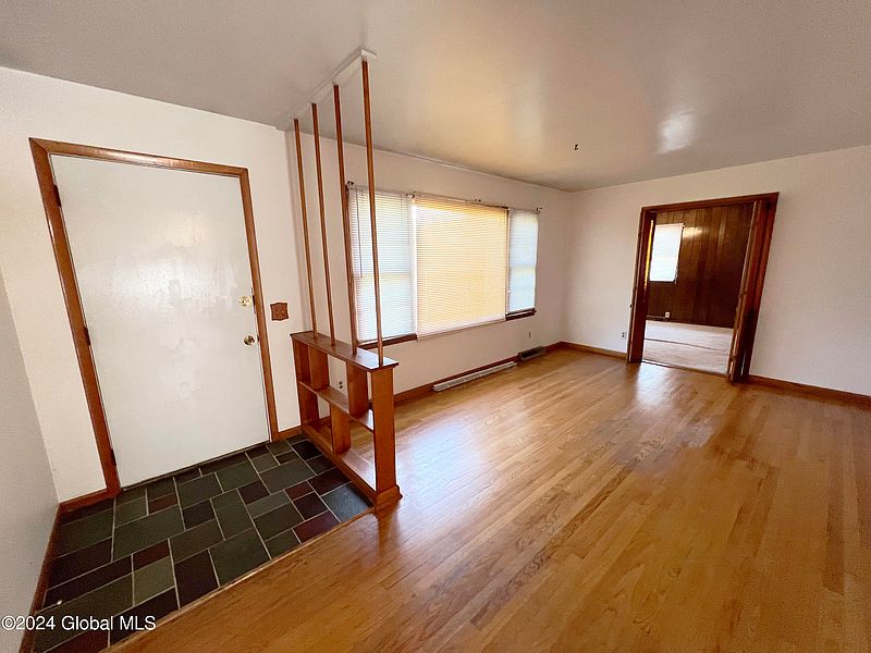 3rd image of 64 West Street