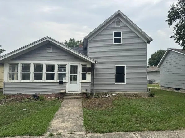 208 S 3rd St, Laurens, IA 50554