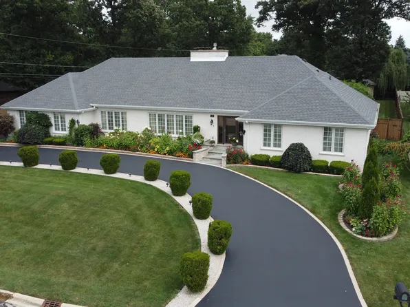 521 N Cardinal Ave, Addison, IL 60101