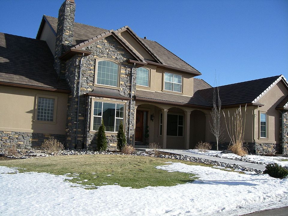 Grand Estate in a Gated Community