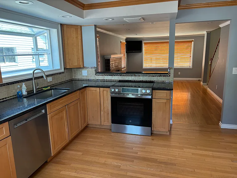 Open kitchen