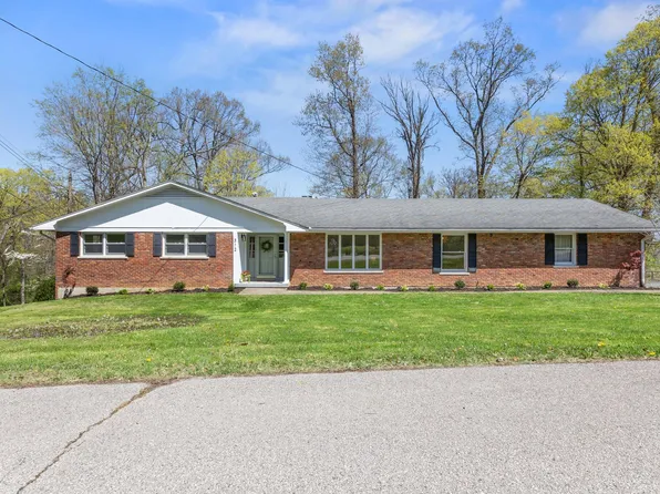 312 Meadow Ln, Frankfort, KY 40601