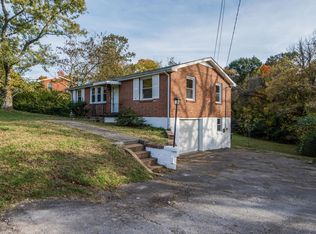 4898 Packard Dr, Nashville, TN 37211