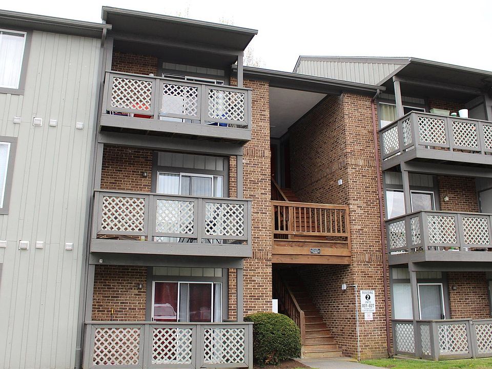 1st image of 825 Claytor Sq #825