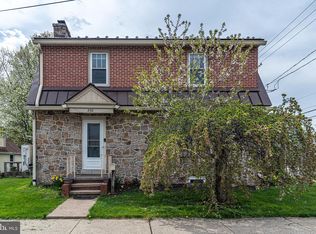 230 N Penrose St, Quakertown, PA 18951