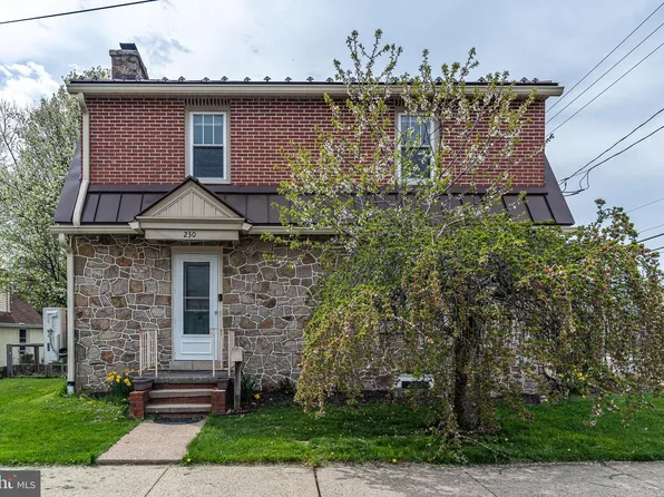 230 N Penrose St, Quakertown, PA 18951