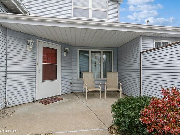 2nd image of 117 Bluegrass Dr
