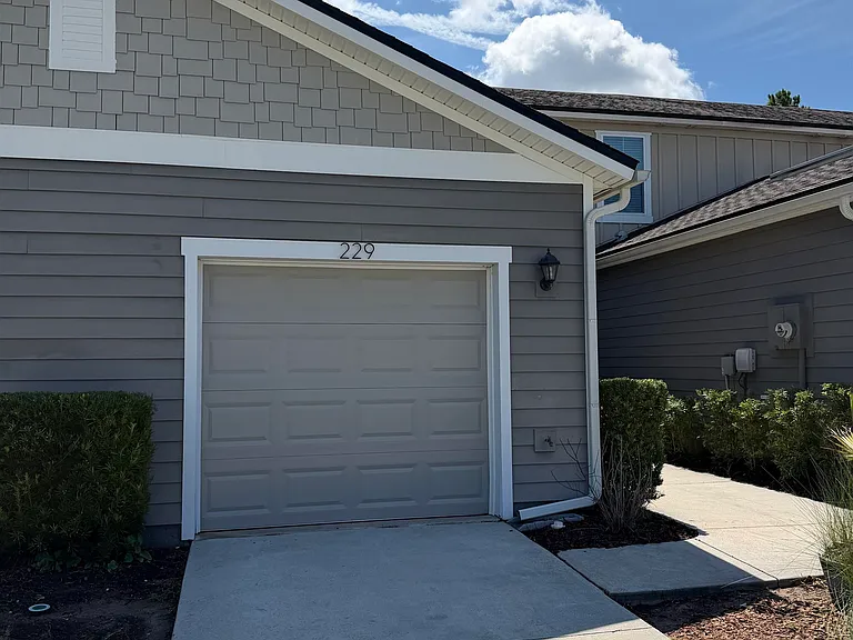 229 Whitland Way — Photo 4