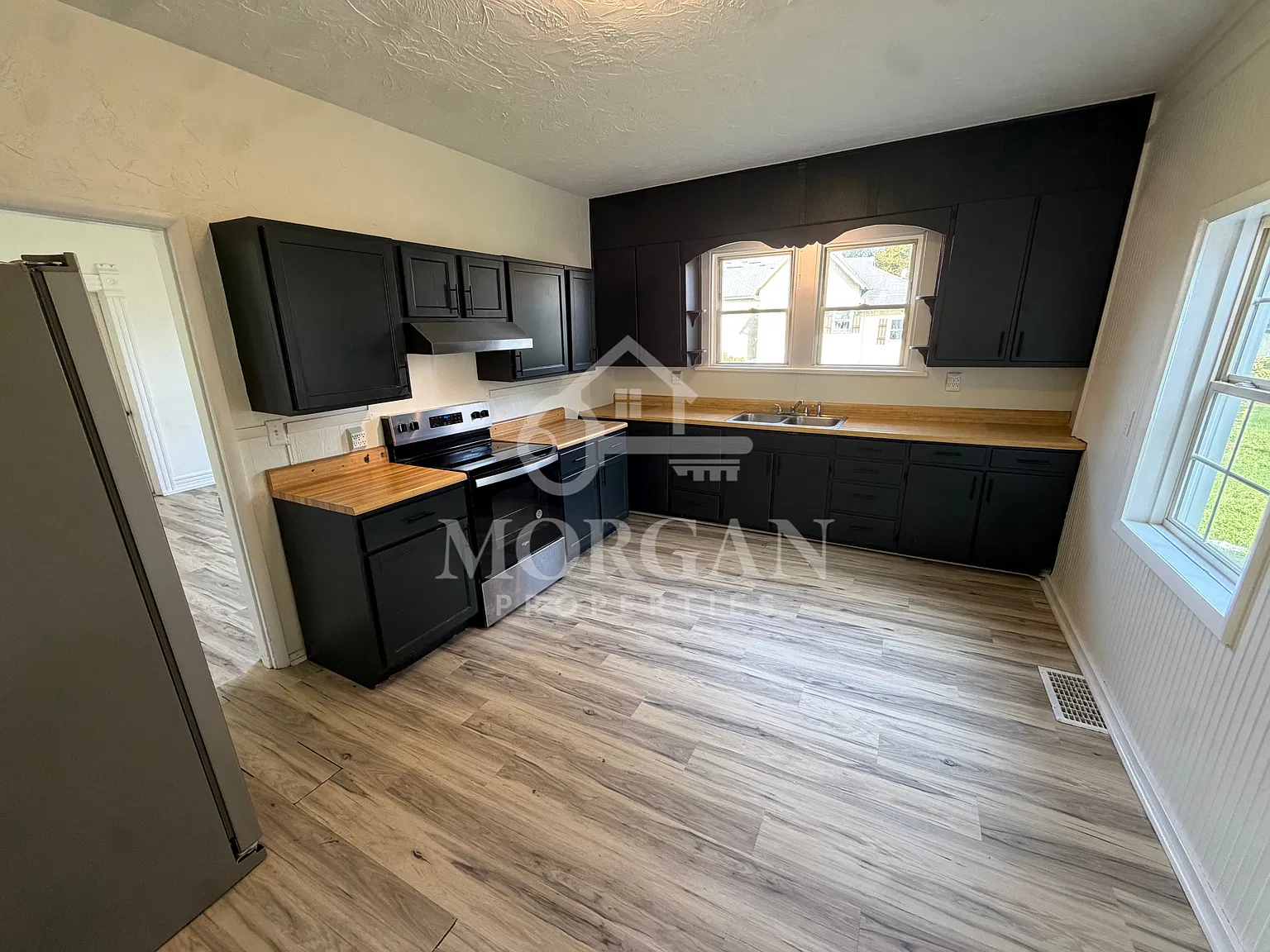3420 Clark Street - 1 — Photo 3